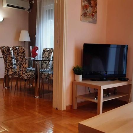 Georgia'S Cozy Apartment In Koukaki Athén Kültér fotó